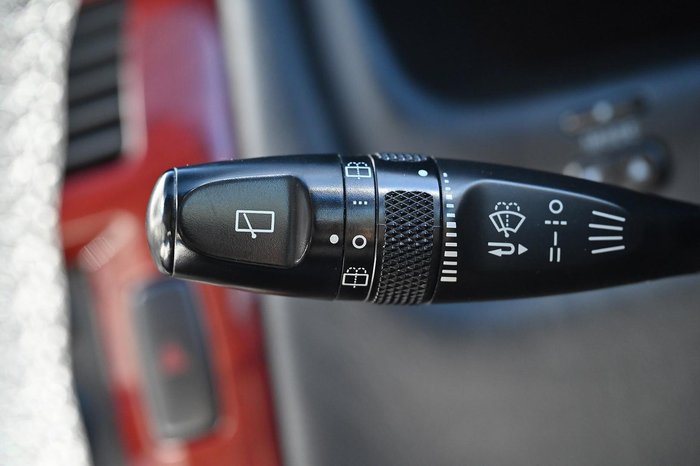 2004 Mitsubishi Verada Ei KW Gold