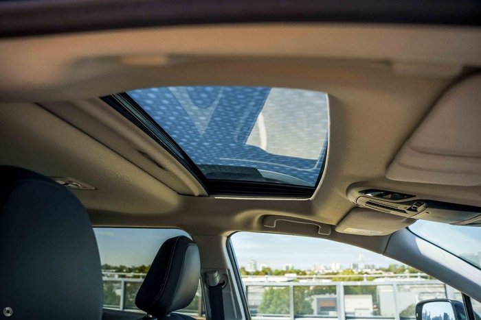 2025 Subaru Outback AWD Touring