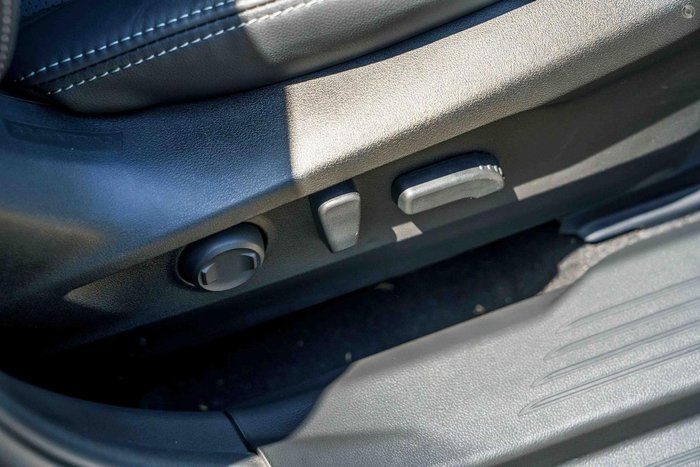 2025 Subaru Outback AWD Touring