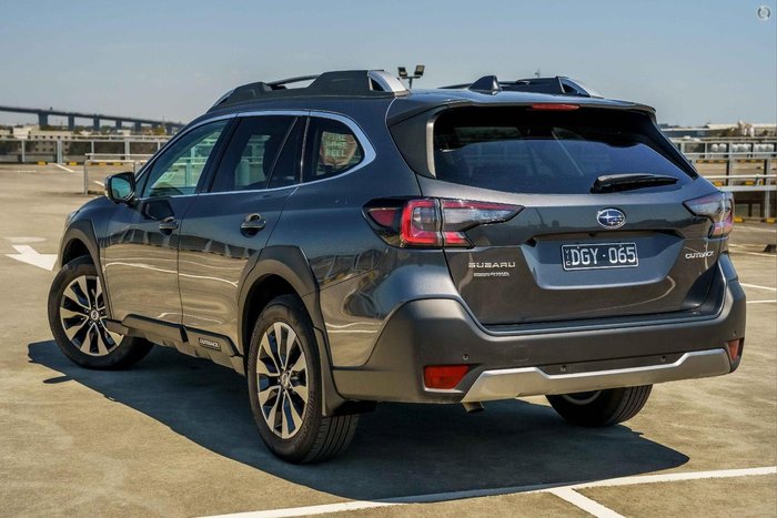 2025 Subaru Outback AWD Touring