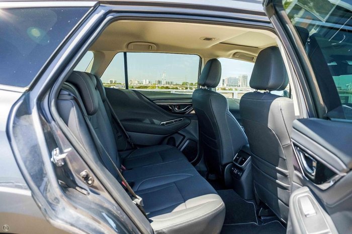 2025 Subaru Outback AWD Touring