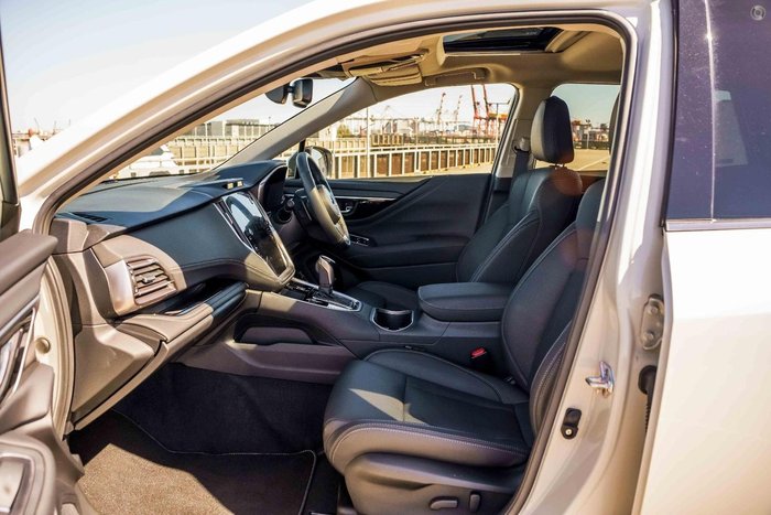 2025 Subaru Outback AWD Touring