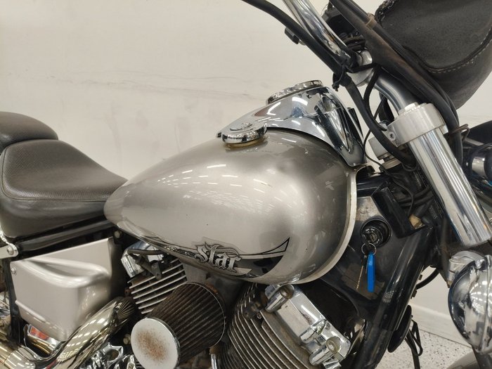 2013 YAMAHA XVS650 V-STAR CUSTOM Silver