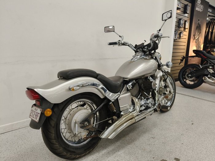 2013 YAMAHA XVS650 V-STAR CUSTOM Silver