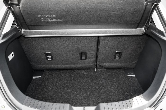 2025 Mazda 2 G15 Evolve