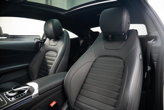 2019 Mercedes-Benz C-Class C300