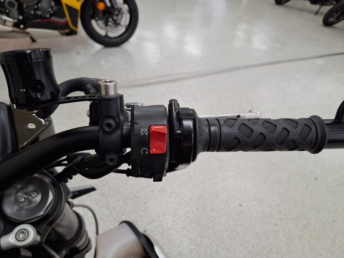 2014 ERIK BUELL RACING EBR 1190 SX SUPERFIGHTER Black