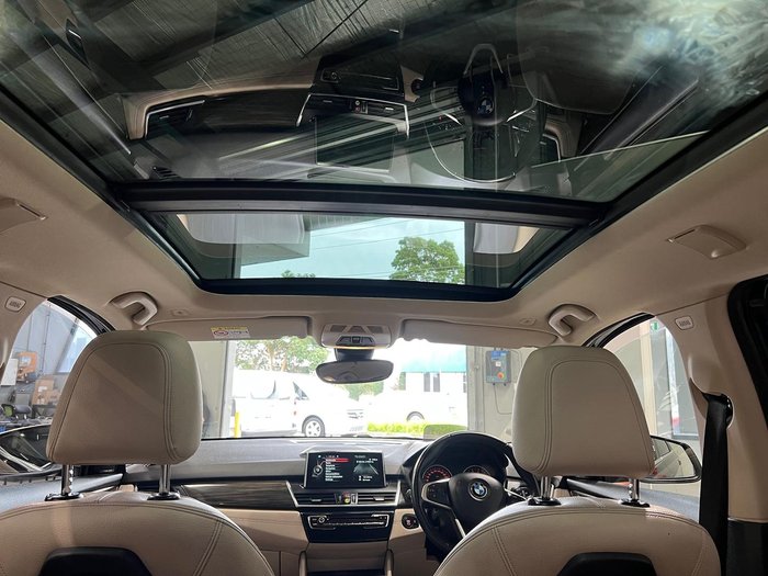 2016 BMW 2 Series 220i Luxury Line F45 Imperial Blue Brilliant Effect