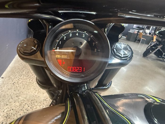 2016 HARLEY-DAVIDSON FXSE CVO PRO STREET BREAKOUT