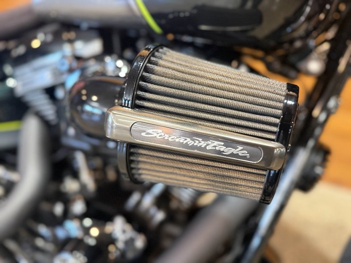 2016 HARLEY-DAVIDSON FXSE CVO PRO STREET BREAKOUT