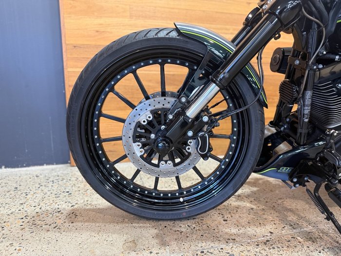 2016 HARLEY-DAVIDSON FXSE CVO PRO STREET BREAKOUT