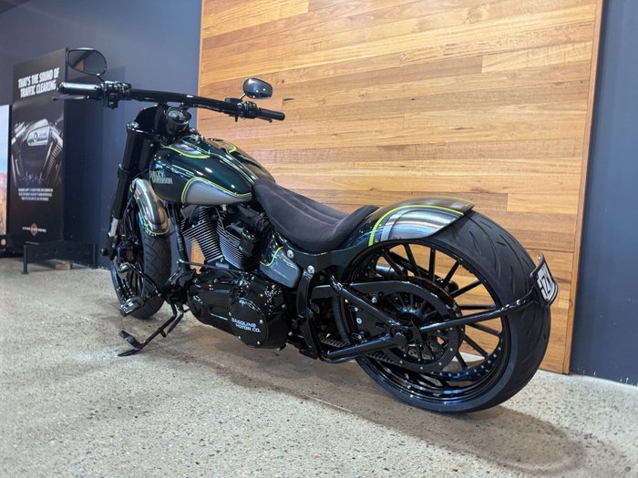2016 HARLEY-DAVIDSON FXSE CVO PRO STREET BREAKOUT