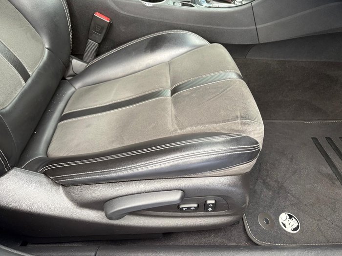 2017 Holden Commodore SV6