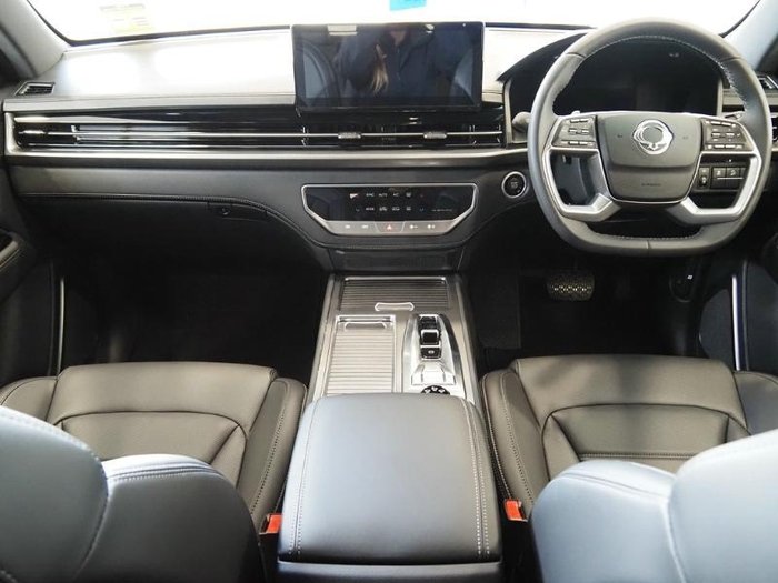 2025 KGM Rexton ELX