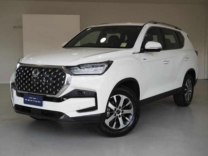 2025 KGM Rexton