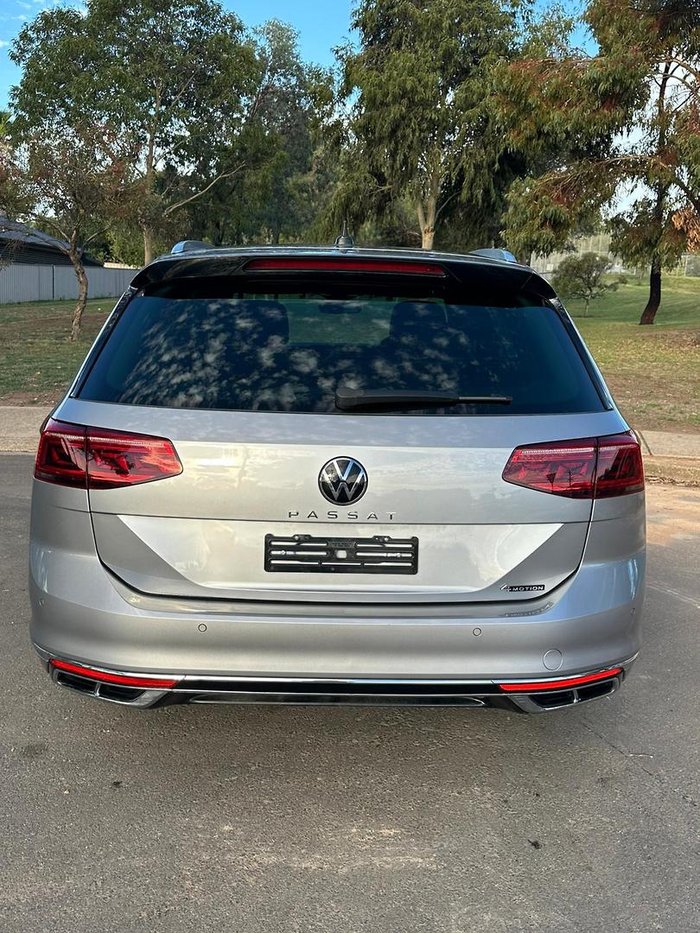 2022 Volkswagen Passat 206TSI R-Line