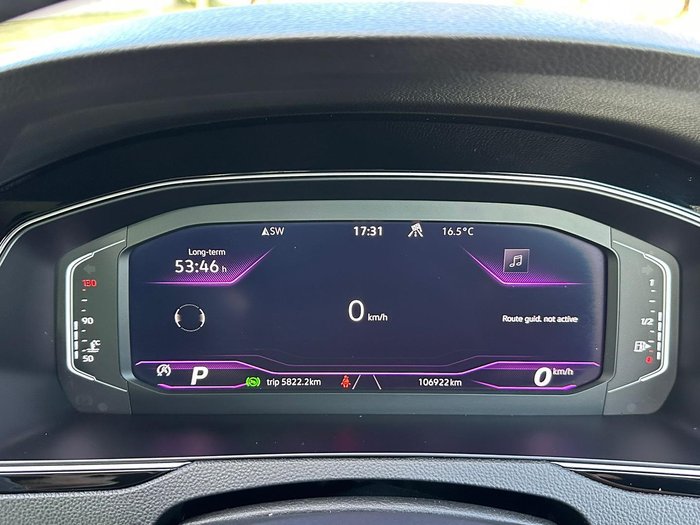 2022 Volkswagen Passat 206TSI R-Line