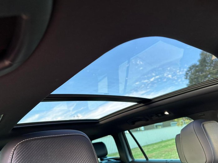 2022 Volkswagen Passat 206TSI R-Line