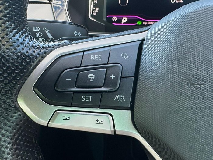 2022 Volkswagen Passat 206TSI R-Line