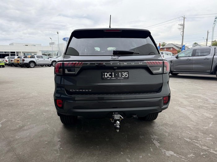 2023 Ford Everest Platinum