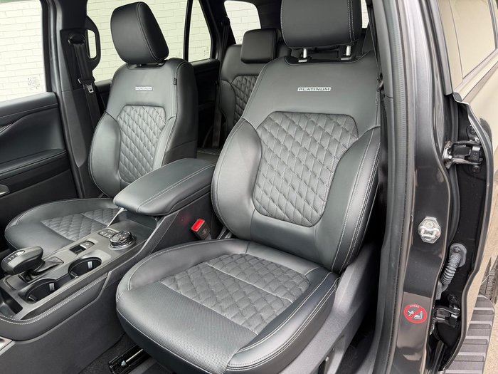 2024 Ford Everest Platinum