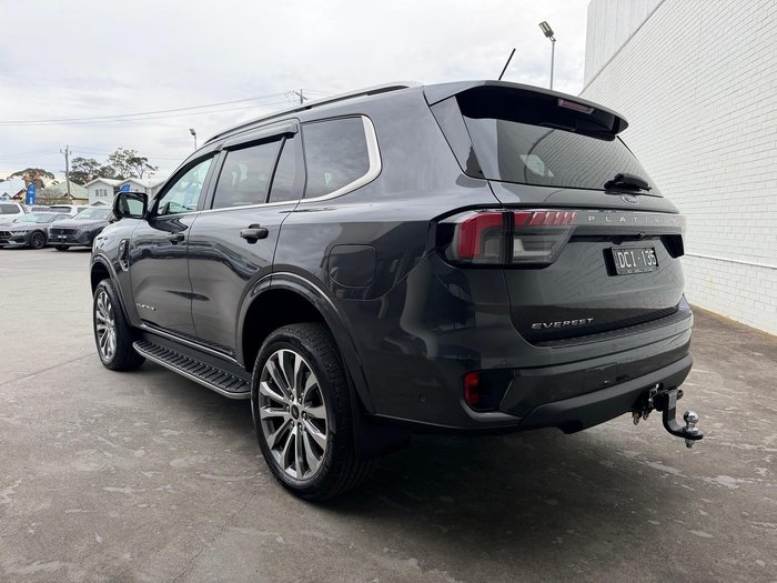 2024 Ford Everest Platinum
