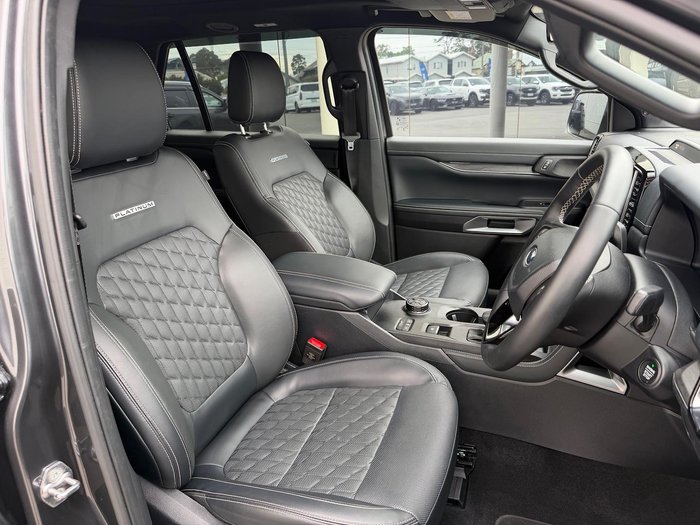 2024 Ford Everest Platinum