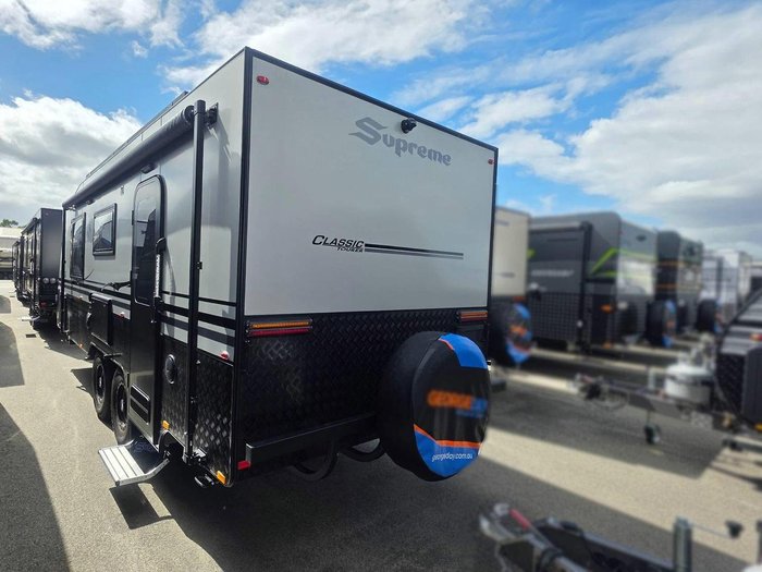 2026 Supreme 1860_R_K1e3_T Classic Tourer 1860