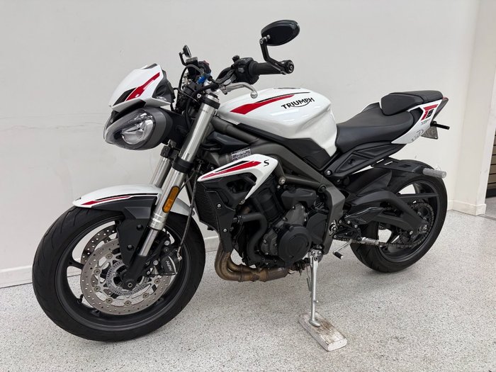 2022 Triumph STREET TRIPLE S 660 LAMS White
