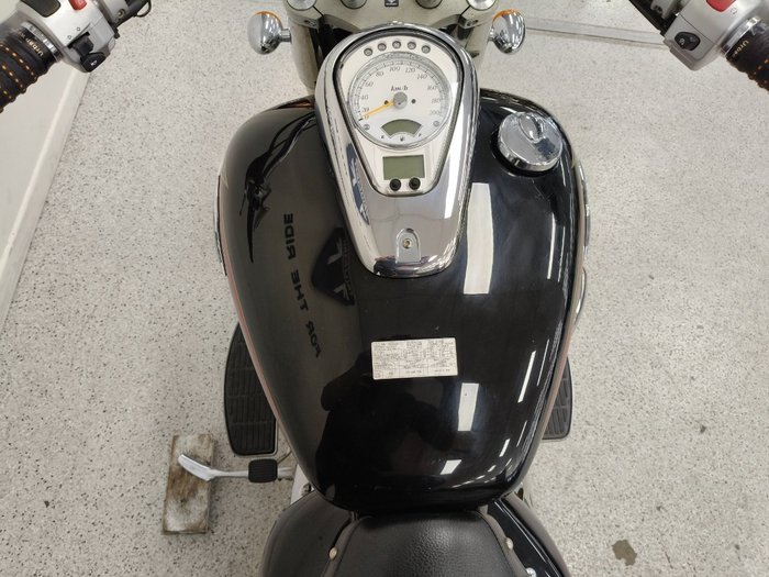 2019 Suzuki VL800T (BOULEVARD C50T) Black