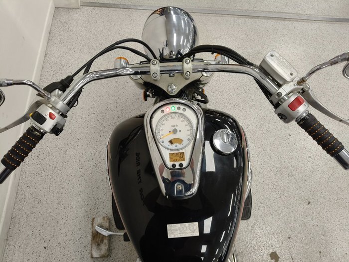 2019 Suzuki VL800T (BOULEVARD C50T) Black