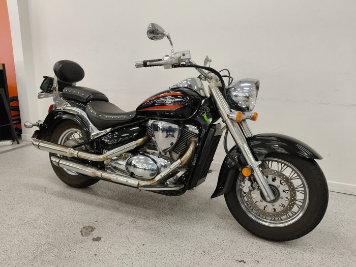 2019 Suzuki VL800T (BOULEVARD C50T) Black