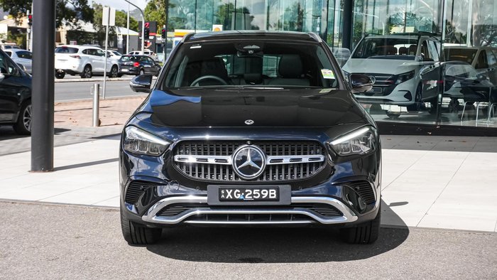 2025 Mercedes-Benz GLA-Class GLA250 e with EQ hybrid technology