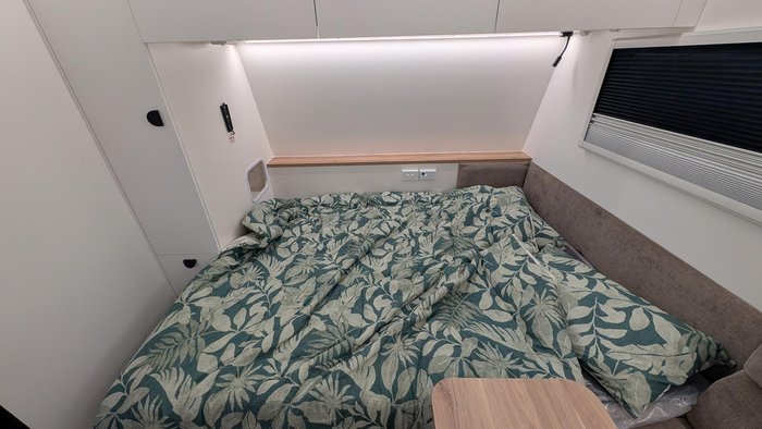 2026 Traveller Track 18' Bunk Save $8,299 Was $82,990