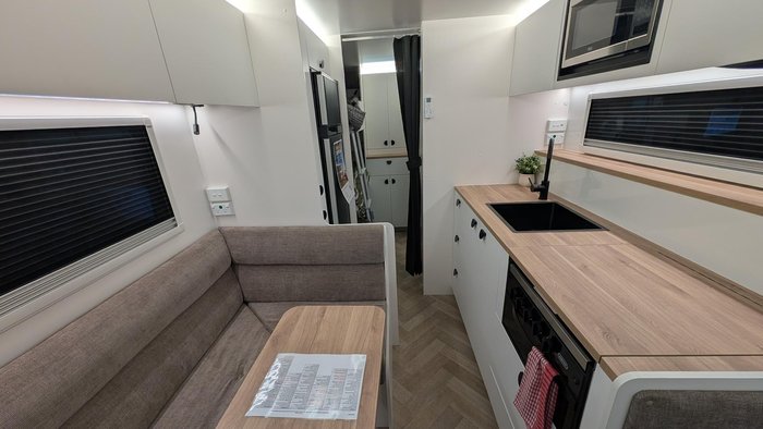 2026 Traveller Track 18' Bunk