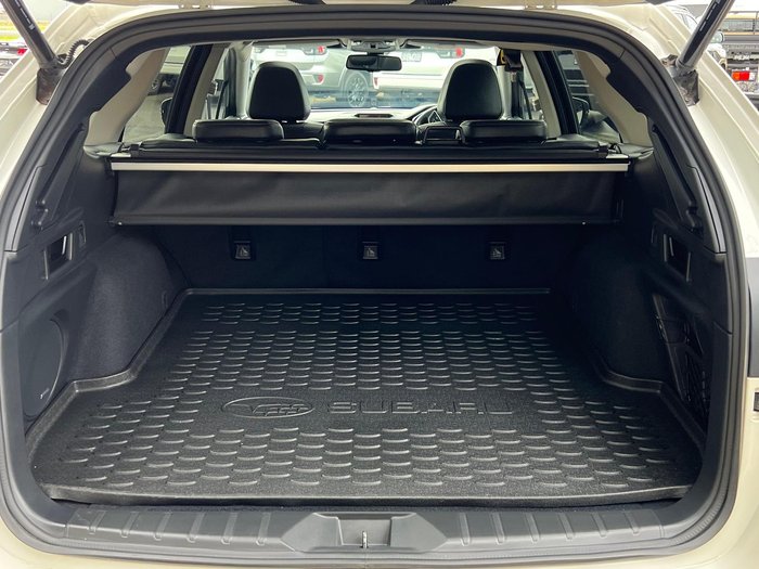 2023 Subaru Outback AWD Touring XT 6GEN MY23 AWD Crystal White