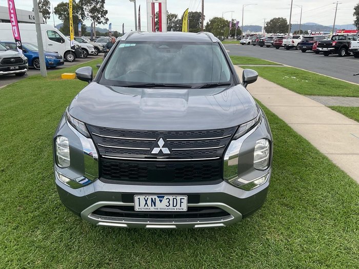 2023 Mitsubishi Outlander LS