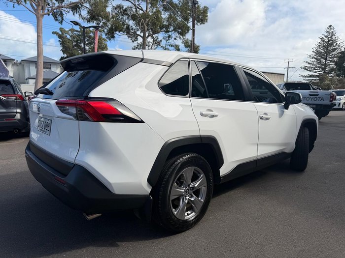 2022 Toyota RAV4 GX