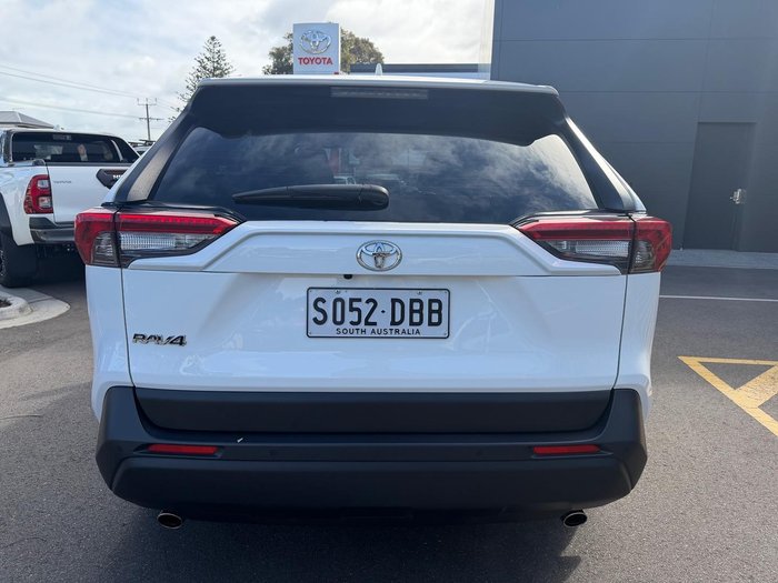 2022 Toyota RAV4 GX