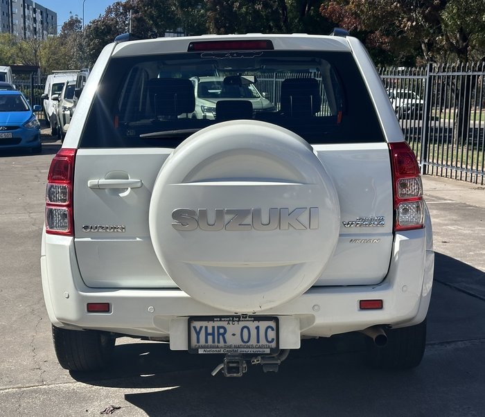 2011 Suzuki Grand Vitara (4x4)
