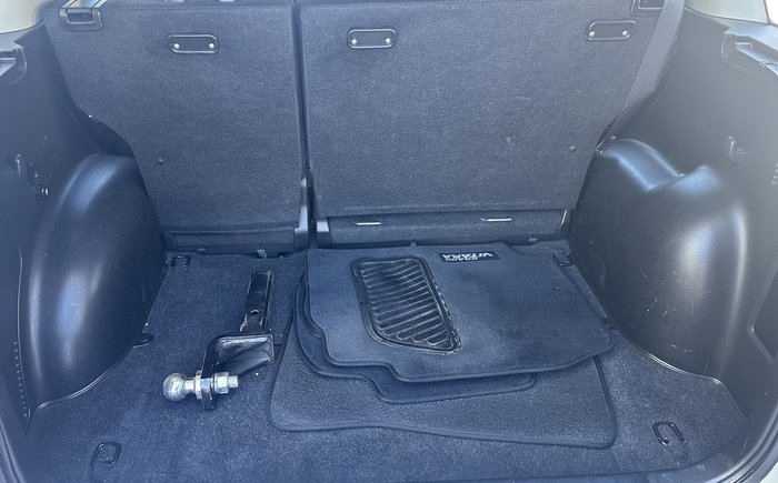 2011 Suzuki Grand Vitara (4x4)