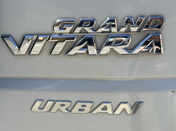 2011 Suzuki Grand Vitara (4x4)