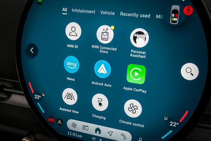 2026 MINI Aceman SE Favoured