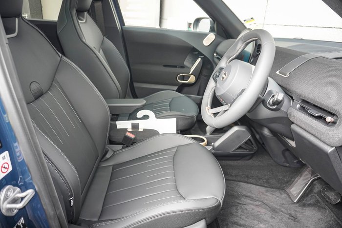 2026 MINI Aceman SE Favoured