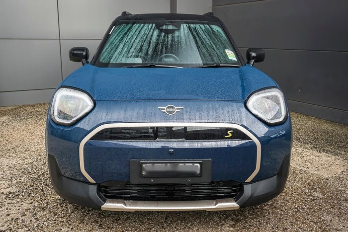 2026 MINI Aceman SE Favoured