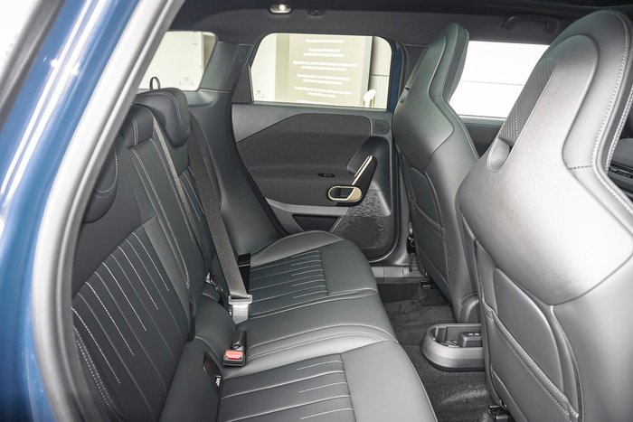 2026 MINI Aceman SE Favoured