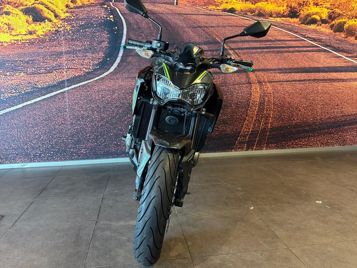 2017 Kawasaki Z900 (ZR900B) Z Green