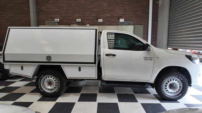 2018 Toyota Hilux SR GUN126R 4X4 Dual Range Glacier White