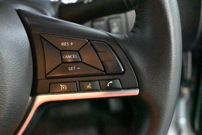 2023 Nissan Navara ST-X