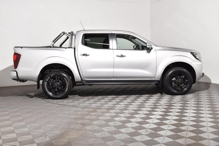 2023 Nissan Navara ST-X